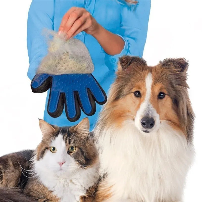 Professional Pet Grooming Glove for Cats and Dogs - Deshedding Brush and Comb for Effective Hair Removal